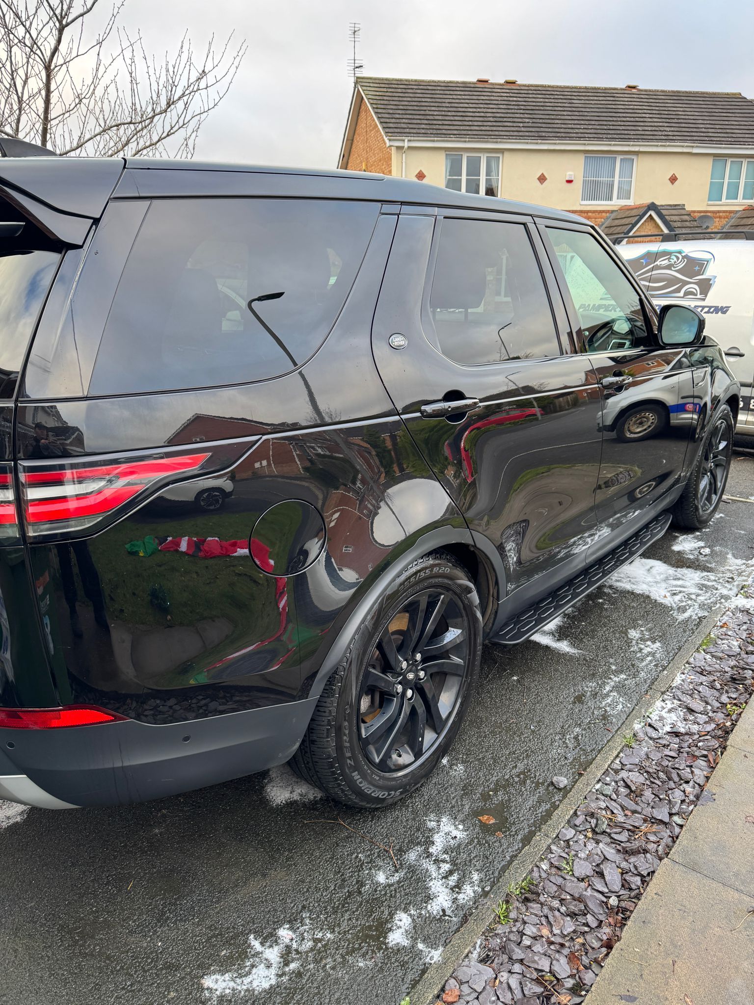 Land Rover Discovery after The Detail