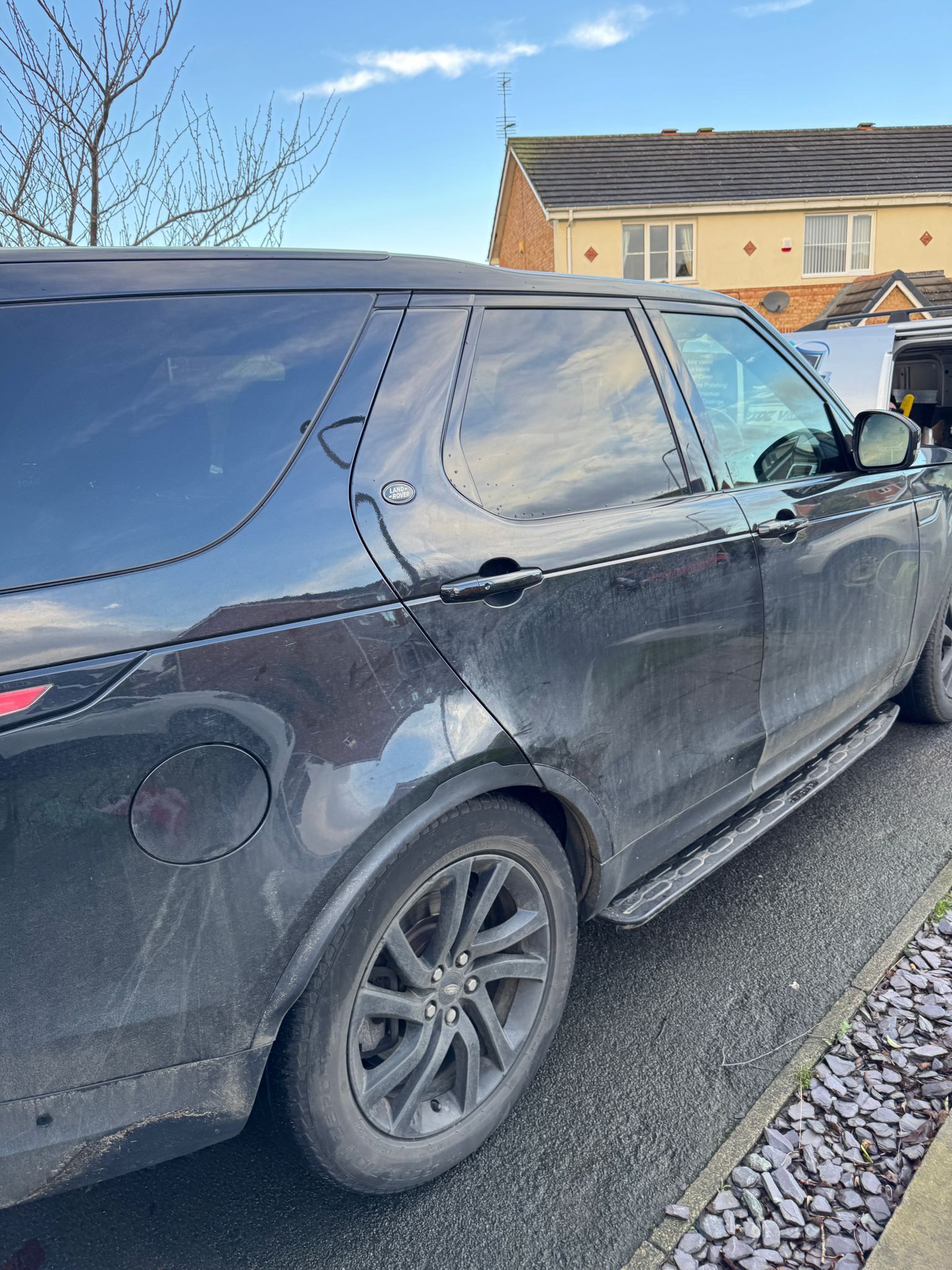 Land Rover Discovery before The Detail