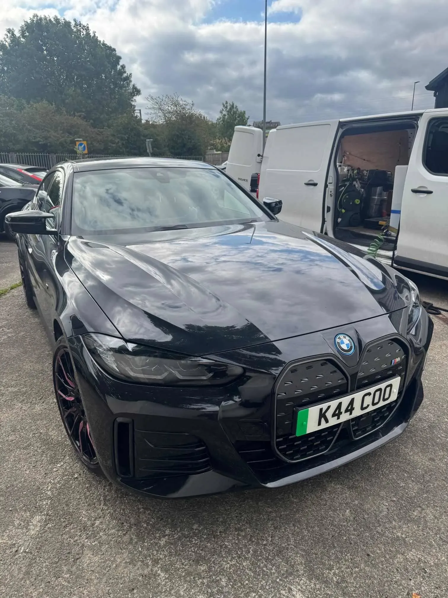 BMW i4 M50 detailed by Pamper My Ride