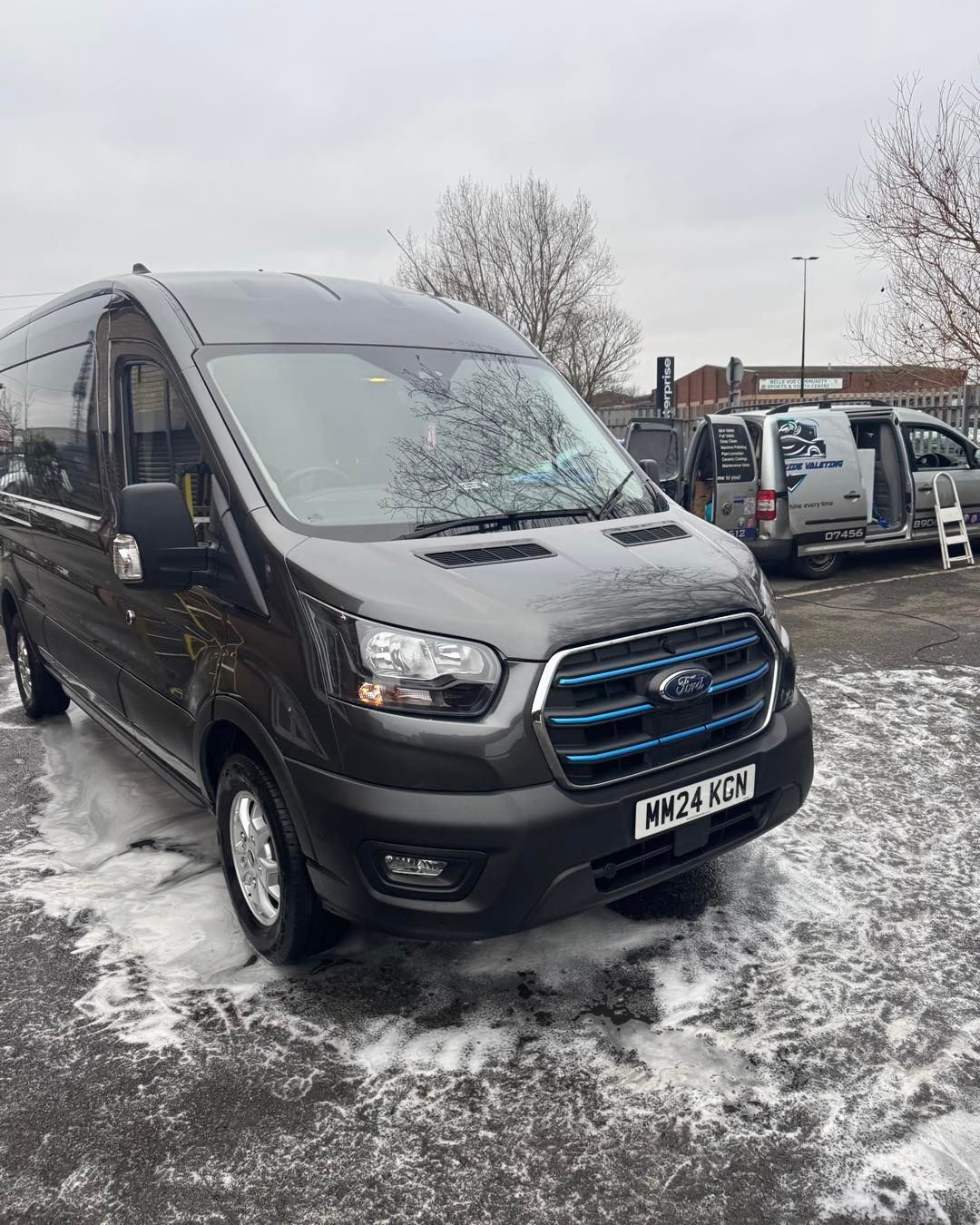 Ford Transit Custom grey exterior detailed
