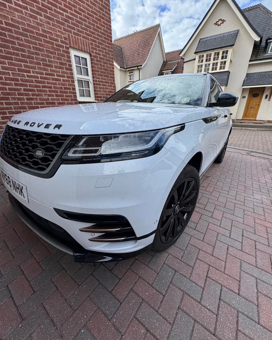 Range Rover Velar white detailed by Pamper My Ride
